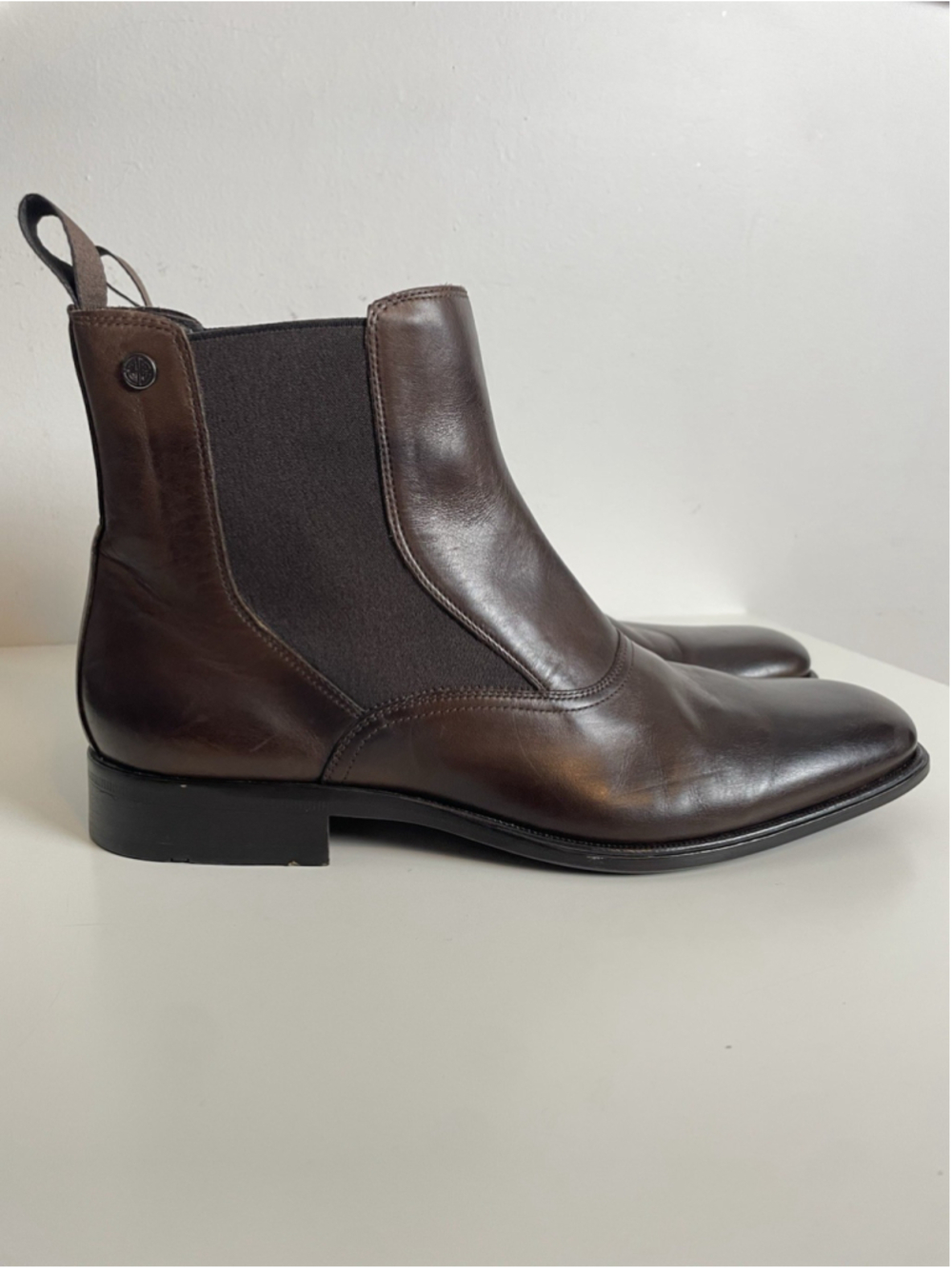 Hugo Boss Leather Chelsea Boots Men’s Size UK 7.5 / US 9 Brown Italy Made MINT